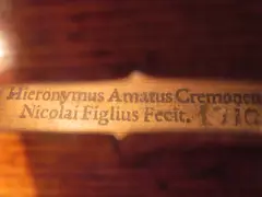 Stolen 1710 Amati Violin — additional photo 4