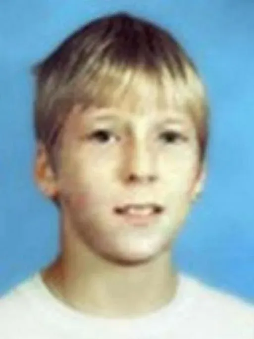 Jr. Steven Earl Kraft — photo published by FBI